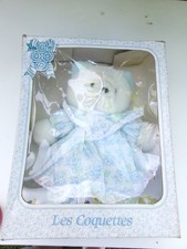 Vintage Les Coquettes Mundia  Poupée peluche ours 30 cm chiffon bleu  à fleurs