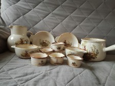 BEAU SERVICE EN TERRE CUITE