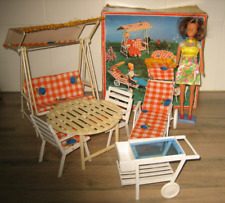 Meubles Salon de Jardin VAMA poupée mannequin Barbie.. Vintage