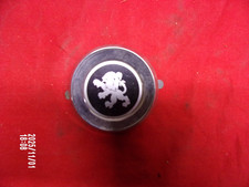 Peugeot 504 / 204  et autres centre enjoliveur pour jante Dunlop