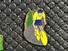 pin's pin BADGE VELO BICI BIKE BESANCON POSTE PTT SAPIN ARBRE