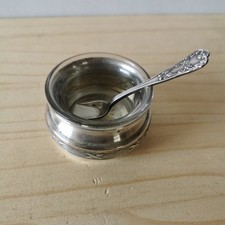 Ancien Saleron En Métal