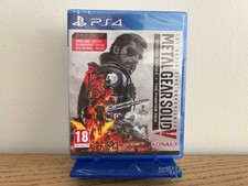 METAL GEAR SOLID V THE DEFINITIVE EXPERIENCE - PS4 - PS5 - PAL FR - Neuf