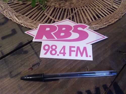 Ancien autocollant radio - , fm