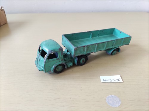 Dinky toys tracteur panhard - tracteur,