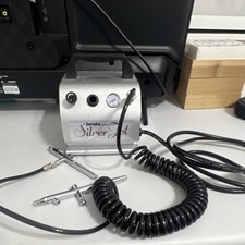 Iwata Silver Jet Airbrush