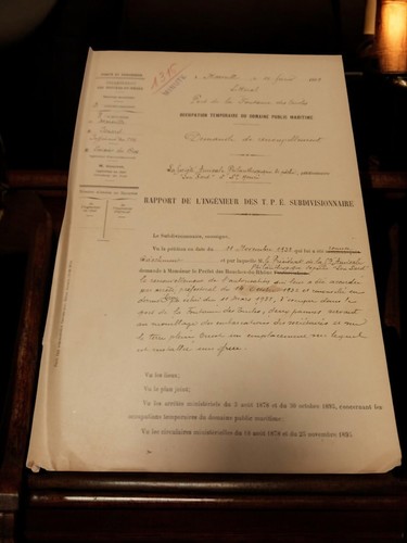 Vintage document administratif
