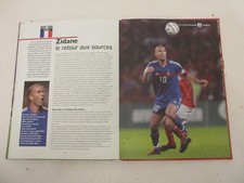 FOOTBALL COUPURE COULEUR COUPE