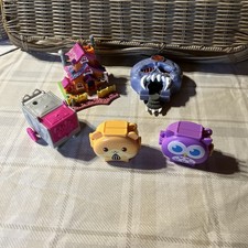 Polly Pocket & Mighty Max Play