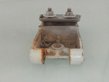 Charniere de porte avant