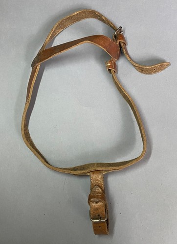 Porte casque militaire - en, cuir