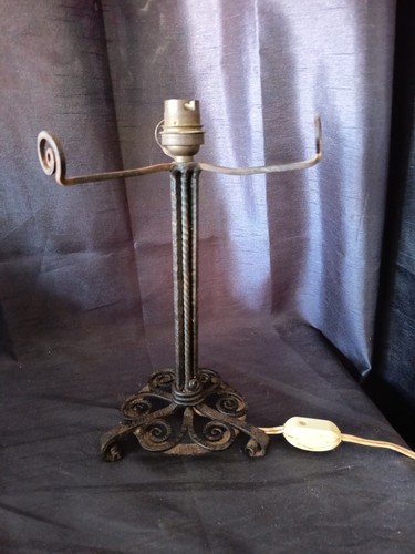 Pied lampe fer forgé art - de,
