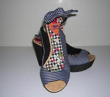 ROCKET DOG WEDGE BLACK WHITE