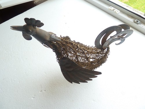 Beau coq fer - en,