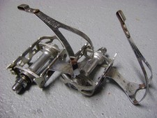 Pedals Pedales Maillard 700 et cale-pieds Christophe Special Competition