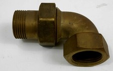  coude laiton union  pompe radiateur fleuri en fonte 1"1/4   