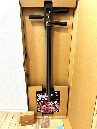 Sangenshi kikuoka shamisen - kikuoka,