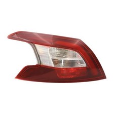 Feu arriere principal gauche