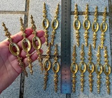 1  ENTRÉE DE CLÉ SERRURE DE MEUBLE en Laiton, 2.2 cm sur 13.4 cm    N°82C