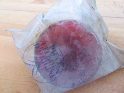 Cabochon rouge neuf - rouge,
