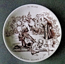Ancienne assiette St Clément Une entrée émouvante. Chute à vélo signé H. Gray