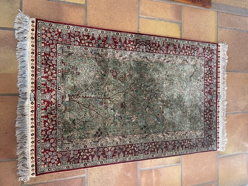Tapis ancien fait - fait, main