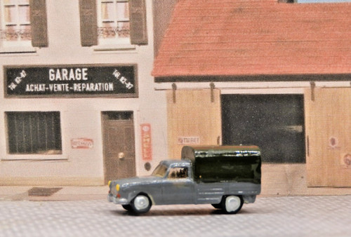Peugeot 404 baché - -,