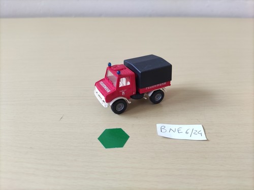 Camion pompier mercedes - pompier,