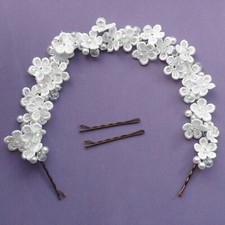 Courronne diadème branche fleurs mariage mariée coiffure perles et dentelle