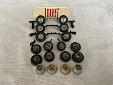 VDS/ JOUEF ACCESSOIRES TROIS TRAIN AVANT ET JEU AR POUR VOITURE DE CIRCUIT ..!!