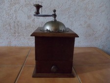 Ancien et RARE moulin avec RÂPE pour épices entières dures