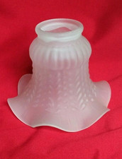 Tulipe en verre moulé pressé