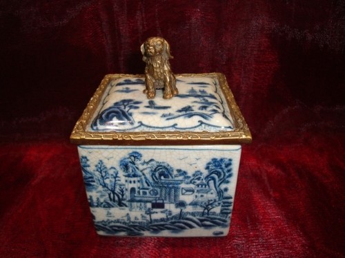 Boite bijoux figurine - boite,
