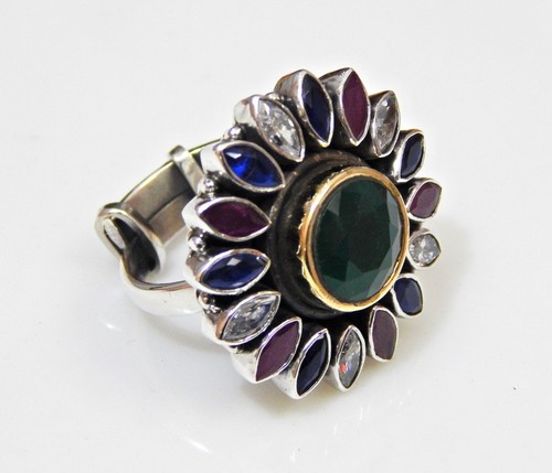 Bague rubis émeraude saphir