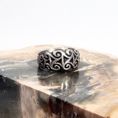 Bague signée toulhoat - toulhoat, frise