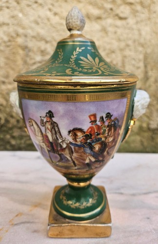 Napoléon 1er vase porcelaine
