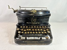 Machine à écrire Remington