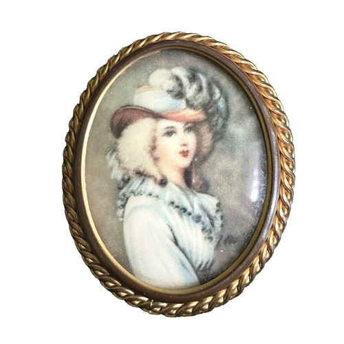 Broche ancienne portrait - , d'une