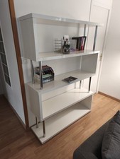 Bibliothèque moderne, blanc