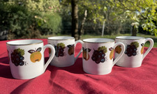 Lot 4 Tasses à café en Porcelaine authentique Sarreguemines signées.(V1)