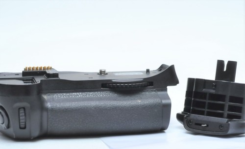 Nikon oem d10 battery - nikon, mb-d10