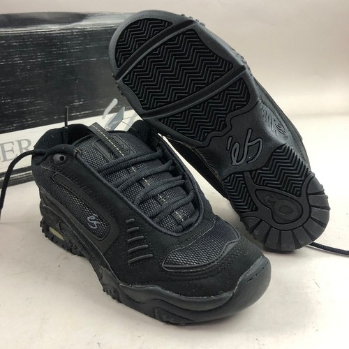 Vintage skateboarding shoe - es,