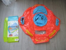 Bouée siège de piscine avec