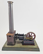 Moteur à air chaud Bing avec 2 cylindres 26 x 13 x 33 cm dans son état d'orig...