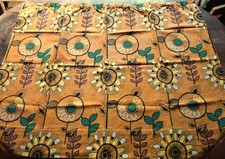 Rideaux vintage tissu Grand teint 1960's 70 fleurs stylisées colorée fond orangé