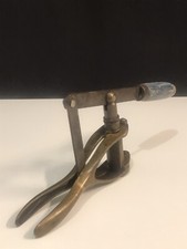 ancienne bouchonneuse à Levier Bouche Bouteille Vin En Laiton