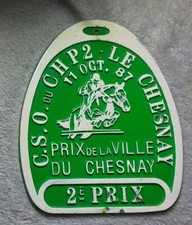 plaque concours hippique Prix De La Ville Le Chesnay An 1987 En Metal 