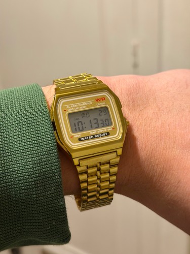 Montre digitale style casio - digitale,