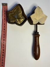 fer à gaufrer Feuille