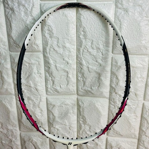 Yonex voltric iforce g5 - voltric,